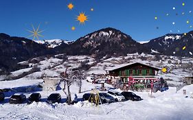 Hotel Les Bernards