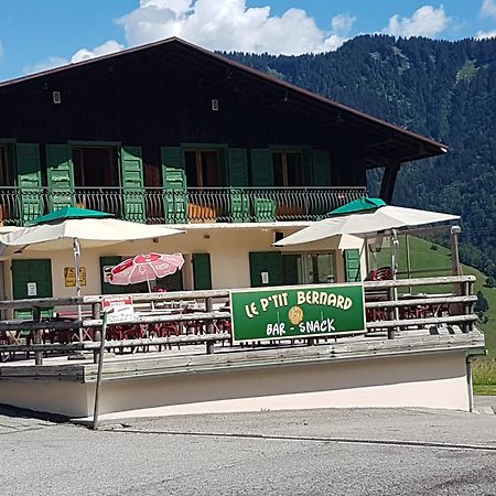 Hotel Les Bernards Praz-sur-Arly Esterno foto