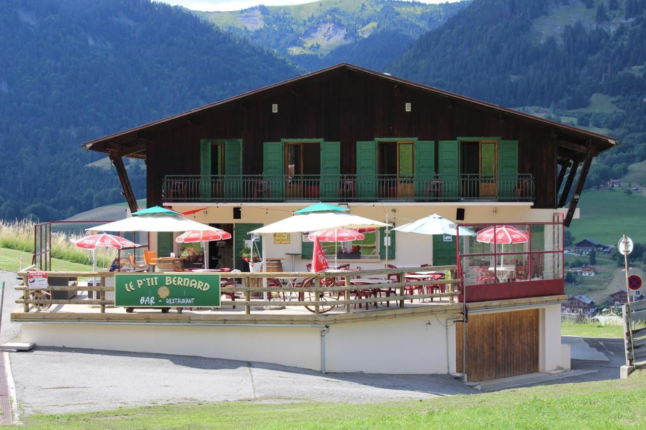 Hotel Les Bernards Praz-sur-Arly Esterno foto