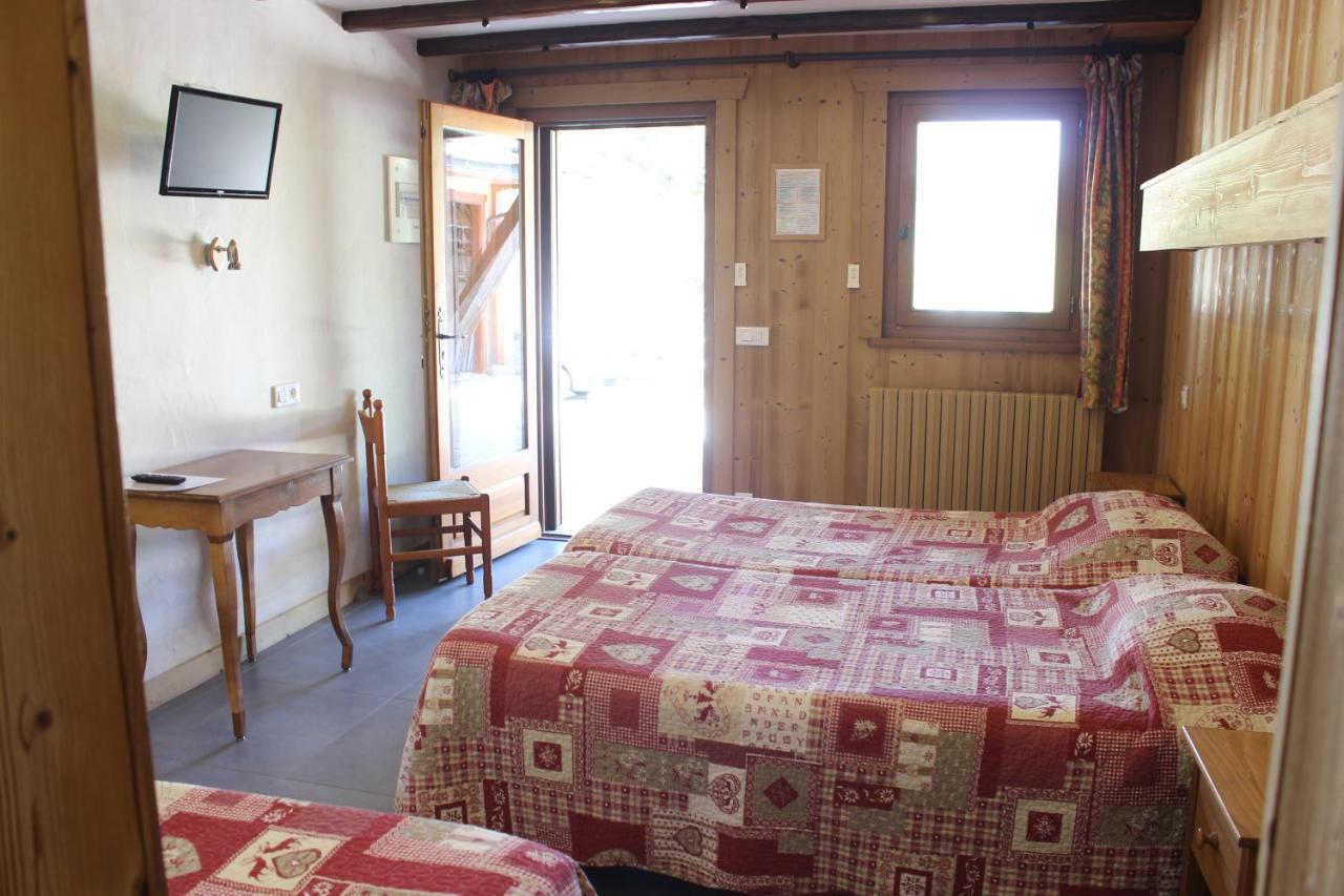 Hotel Les Bernards Praz-sur-Arly Esterno foto