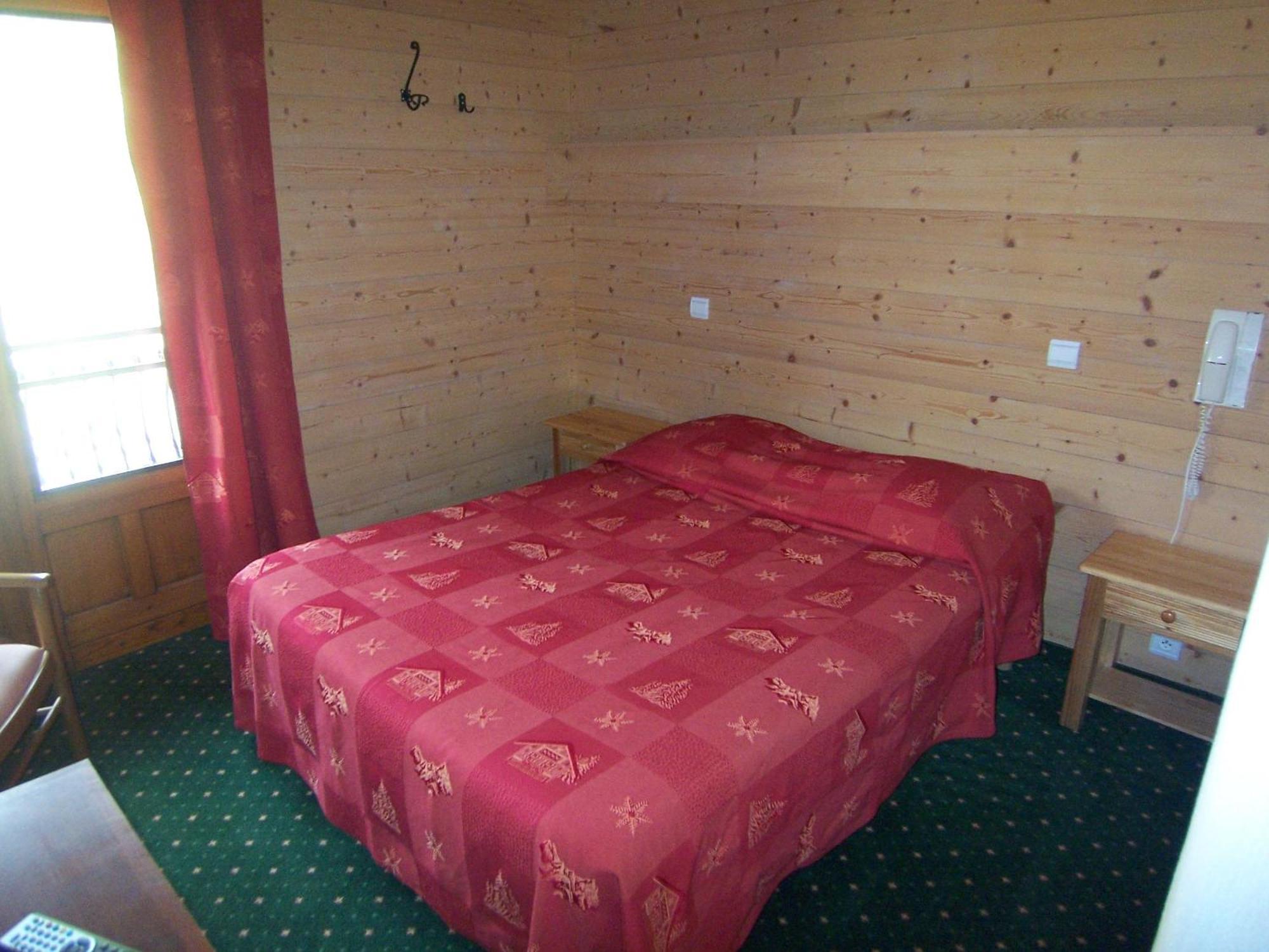 Hotel Les Bernards Praz-sur-Arly Esterno foto