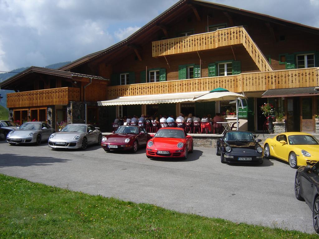 Hotel Les Bernards Praz-sur-Arly Esterno foto