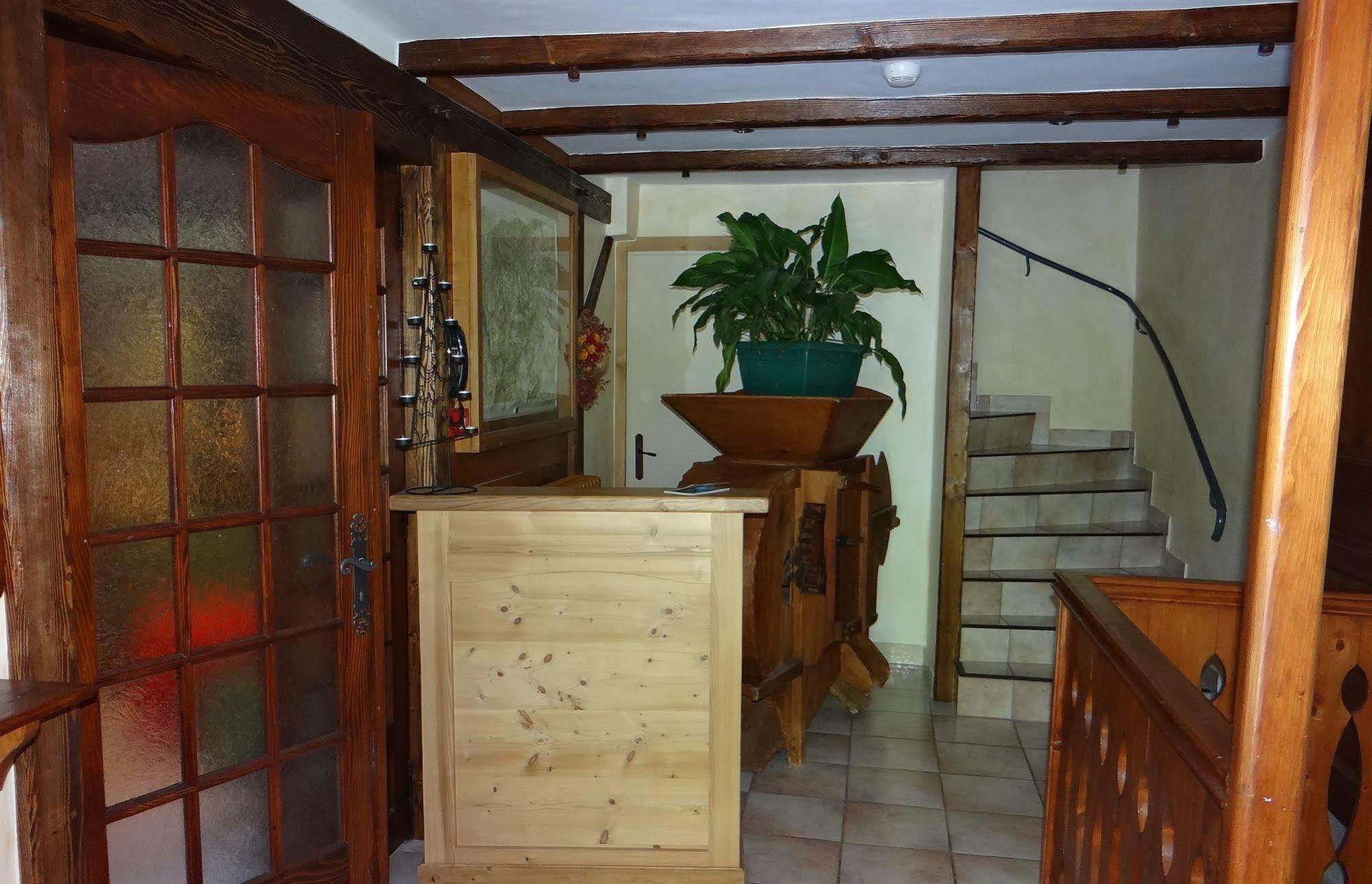 Hotel Les Bernards Praz-sur-Arly Esterno foto