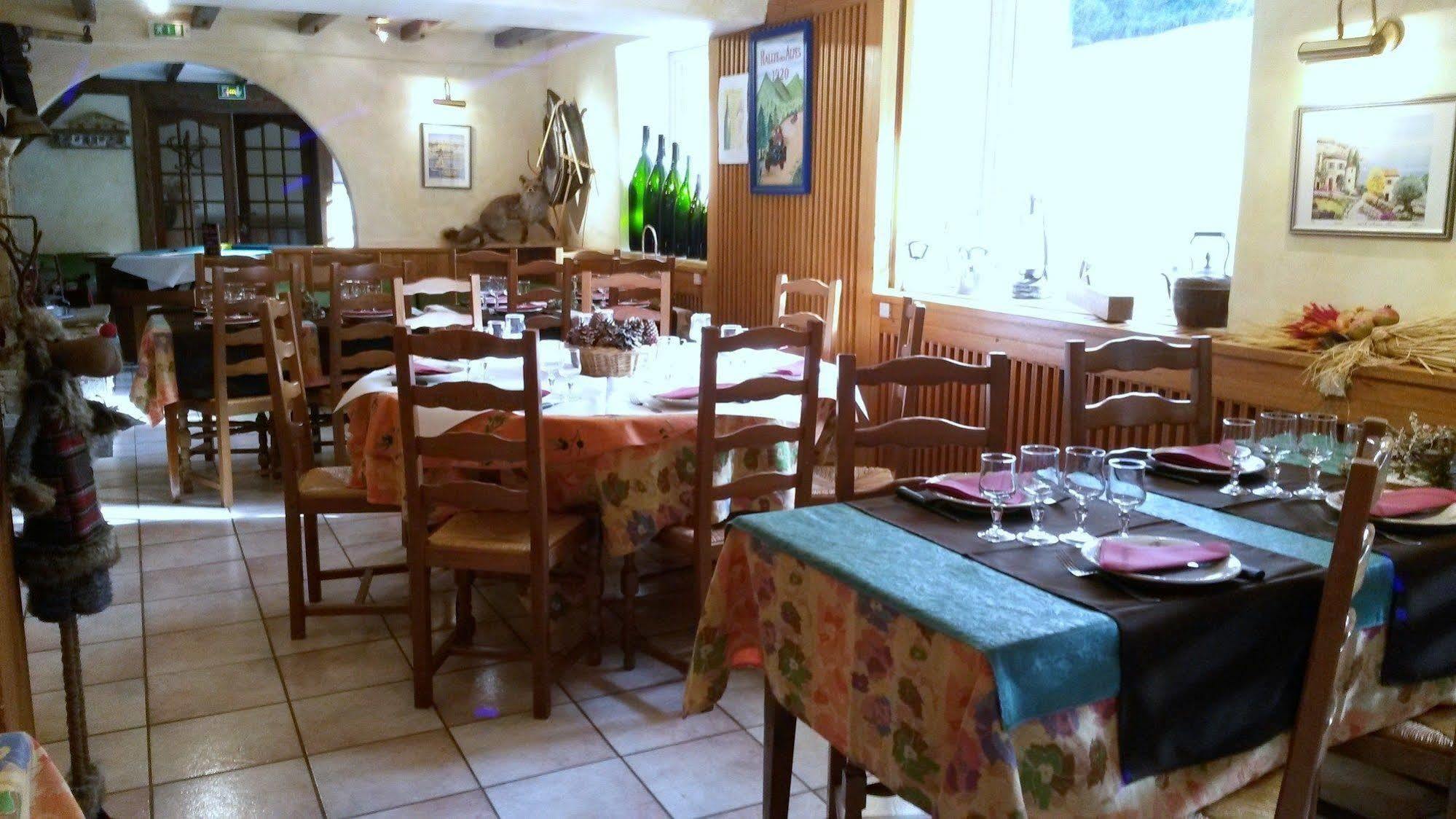 Hotel Les Bernards Praz-sur-Arly Esterno foto