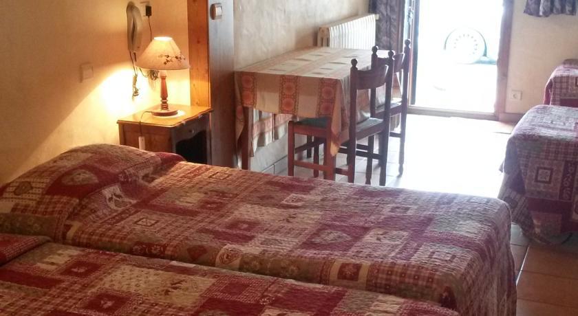 Hotel Les Bernards Praz-sur-Arly Camera foto
